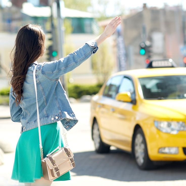 Professional Taxi Service from Dundee to St Andrew