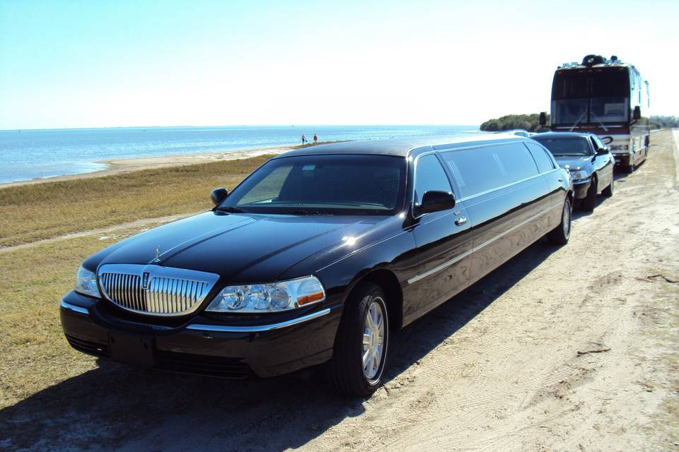 Luxury Limo Rental in Tucson, AZ
